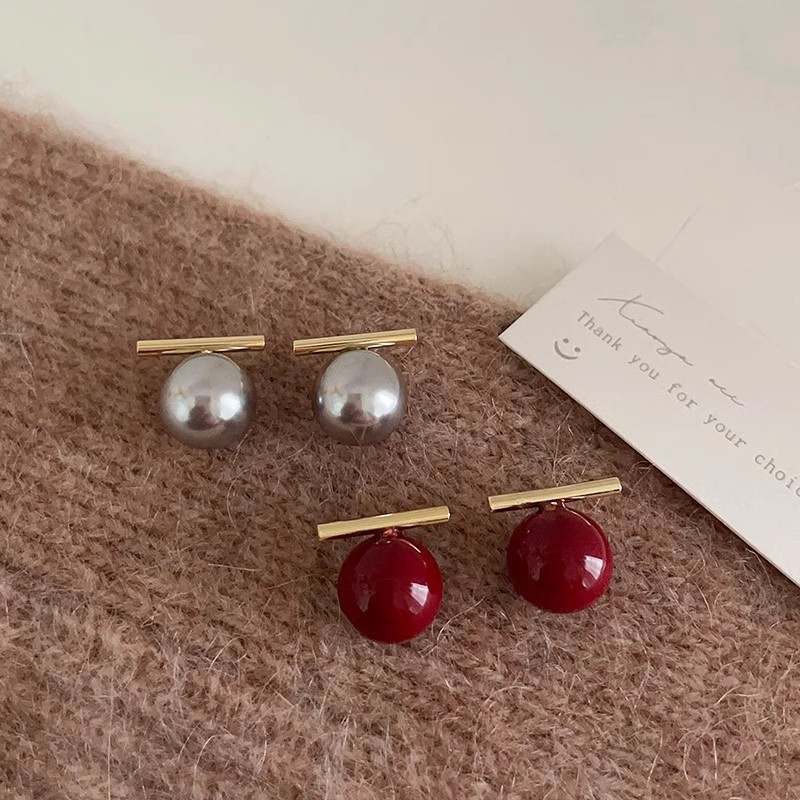 Pearl Stud Earrings - Boucles d'oreilles tendance en argent 925